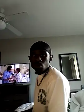 maclovelovepussy online show from December 26, 2:05 pm