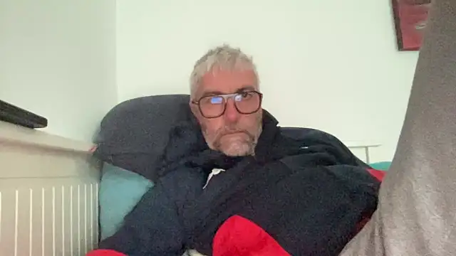 PriapoAfrodite2 online show from November 1, 1:59 pm