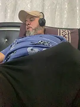 Cristian-Brayan online show from December 2, 2:09 pm