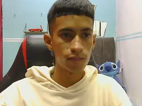 Angelstripboy online show from June 14, 10:12 pm