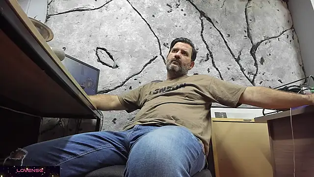 Maxi TheBigDaddy online show from October 5, 1:42 am