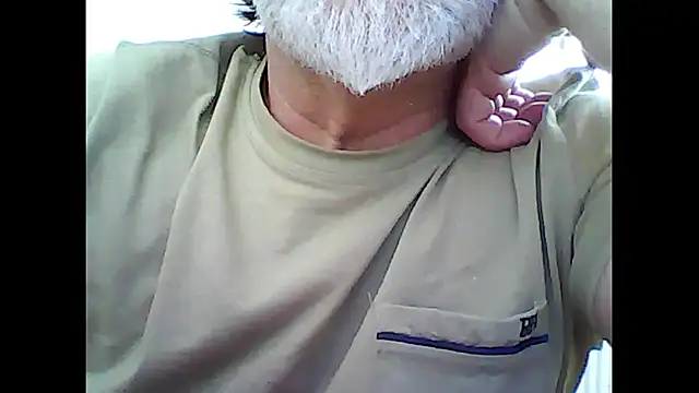 Snapshot of xcimeru chatting on October 20, 2:21 pm xcimeru online show from October 20, 2:21 pm