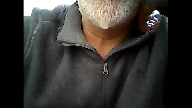 Snapshot of xcimeru chatting on October 1, 7:12 am xcimeru online show from October 1, 7:12 am