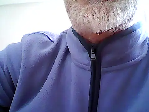 Snapshot of xcimeru chatting on March 18, 7:33 am xcimeru online show from March 18, 7:33 am