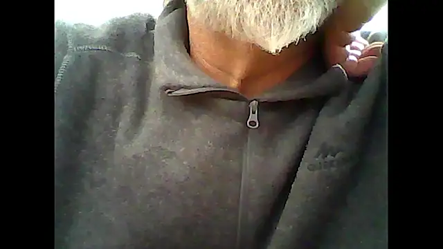 Snapshot of xcimeru chatting on September 15, 1:01 pm xcimeru online show from September 15, 1:01 pm