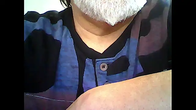 Snapshot of xcimeru chatting on October 10, 7:24 am xcimeru online show from October 10, 7:24 am