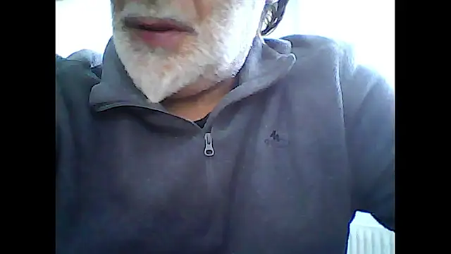 Snapshot of xcimeru chatting on September 25, 7:18 am xcimeru online show from September 25, 7:18 am