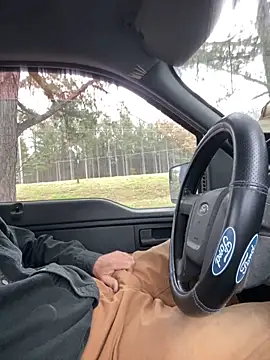 Snapshot of Themechanic420 chatting on March 20, 12:53 pm Themechanic420 online show from March 20, 12:53 pm