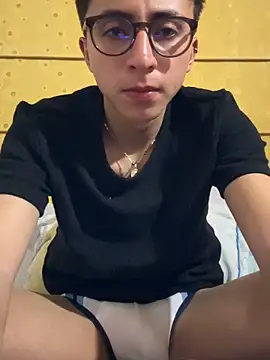 CamiRojas boy online show from September 22, 4:23 am