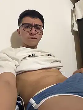 CamiRojas boy online show from April 18, 3:52 am