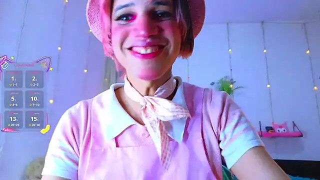 Snapshot of Ariel_Femboy_ chatting on October 7, 4:38 am Ariel Femboy  online show from October 7, 4:38 am