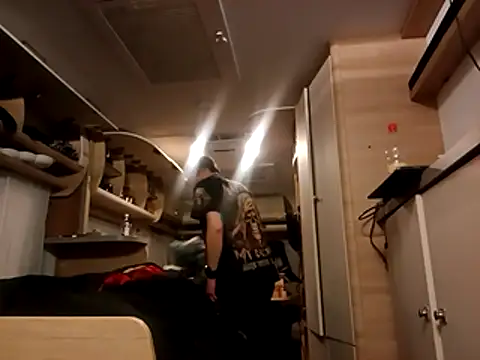 Snapshot of Ebinator666 chatting on October 24, 10:11 pm Ebinator666 online show from October 24, 10:11 pm