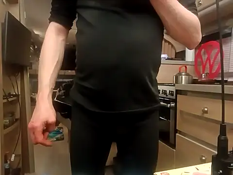 Snapshot of Ebinator666 chatting on October 10, 10:46 pm Ebinator666 online show from October 10, 10:46 pm