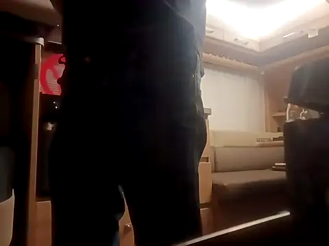 Snapshot of Ebinator666 chatting on October 4, 12:38 am Ebinator666 online show from October 4, 12:38 am