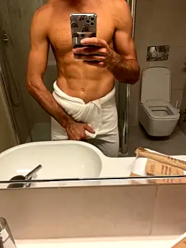 Snapshot of Fellix chatting on October 28, 4:53 pm Fellix online show from October 28, 4:53 pm