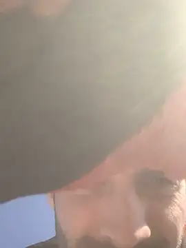 Snapshot of Fellix chatting on March 3, 10:23 am Fellix online show from March 3, 10:23 am