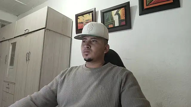 myke andrade online show from October 2, 5:22 am