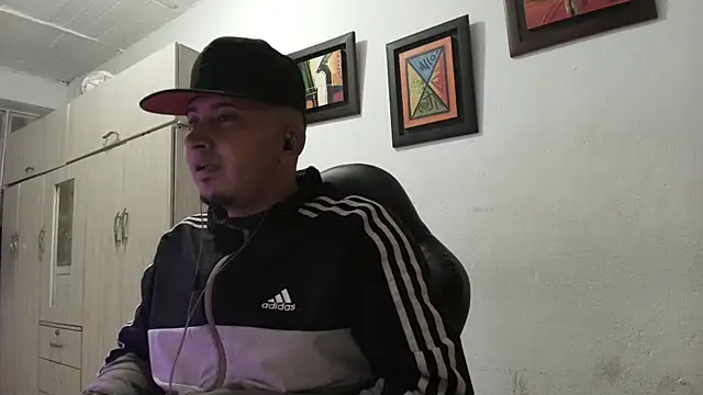 myke andrade online show from September 25, 3:49 am