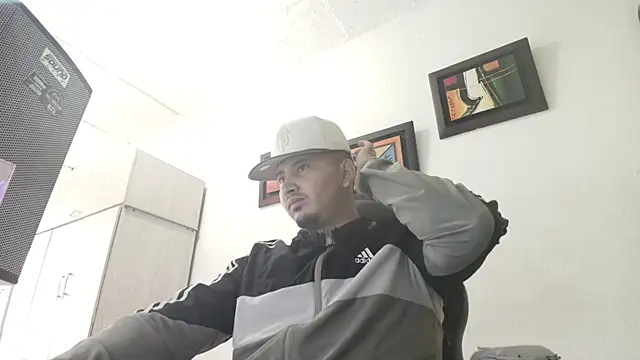 myke andrade online show from October 8, 7:51 pm