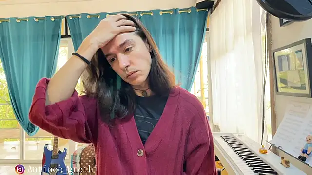 Snapshot of Antinoo_Gnothi chatting on December 4, 12:14 pm Antinoo Gnothi online show from December 4, 12:14 pm