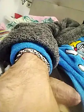 boy1983hot  online show from December 21, 8:55 am