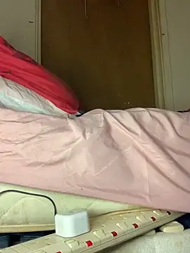 Sissynipple69 online show from February 20, 6:26 am