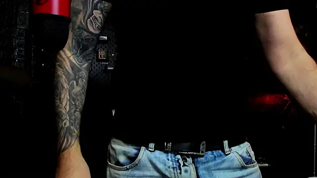 LexXHardy online show from April 1, 2:47 pm