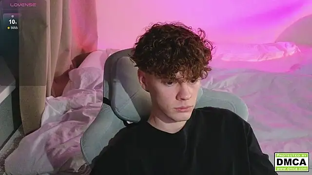 cute thomas online show from March 10, 7:31 pm