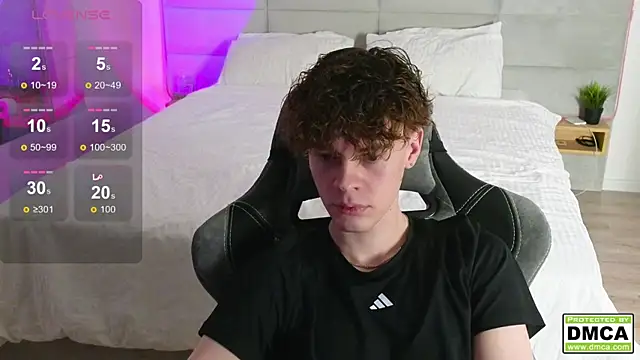 Snapshot of cute_thomas chatting on March 11, 7:58 pm cute thomas online show from March 11, 7:58 pm