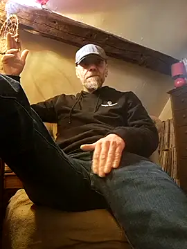 eddouxxx78 online show from April 21, 7:58 am