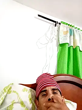 LarryCapija online show from October 11, 7:23 am