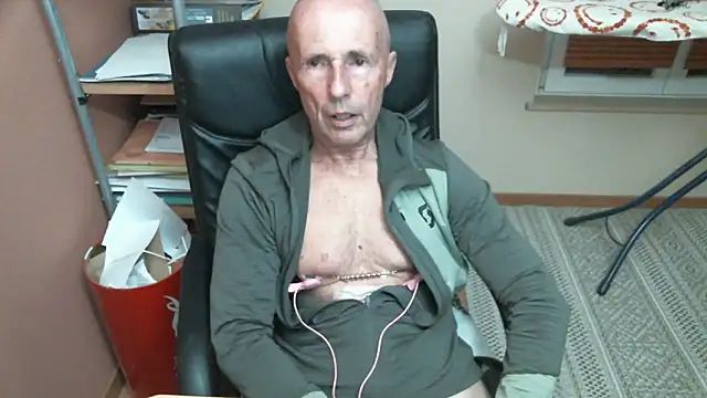 olibrius71 online show from February 23, 7:48 pm