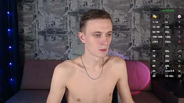 Snapshot of Oliver_Fresh chatting on January 9, 9:27 am Oliver Fresh online show from January 9, 9:27 am