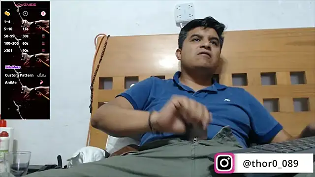 thor000089 online show from May 22, 4:39 am