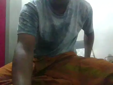 Snapshot of Mallupaiyanaachu chatting on December 20, 1:43 pm Mallupaiyanaachu online show from December 20, 1:43 pm