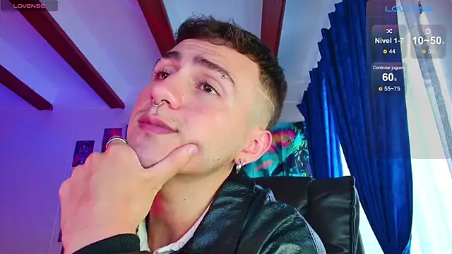 Snapshot of dimitri-bilak chatting on February 25, 10:39 pm dimitri-bilak online show from February 25, 10:39 pm