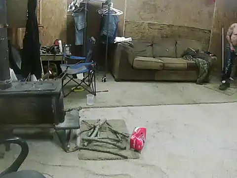 Snapshot of hardcok4u2abuse40 chatting on February 15, 8:23 pm hardcok4u2abuse40 online show from February 15, 8:23 pm