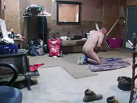 Snapshot of hardcok4u2abuse40 chatting on September 16, 3:29 am hardcok4u2abuse40 online show from September 16, 3:29 am