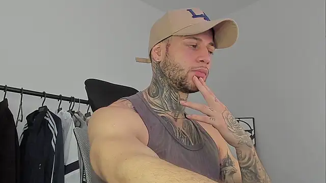  jamesleandros1 online show from October 23, 2:53 pm