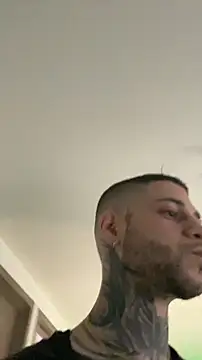  jamesleandros1 online show from March 27, 4:08 pm