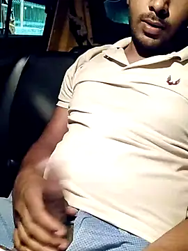 Slave4tranwoman online show from March 21, 7:13 pm