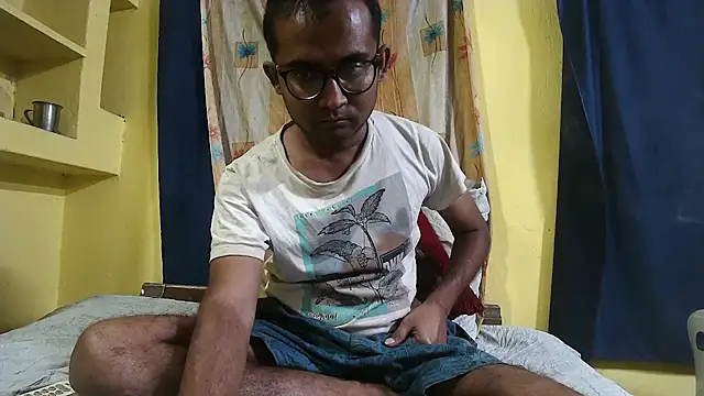 Cute boy2000 online show from December 22, 12:16 pm