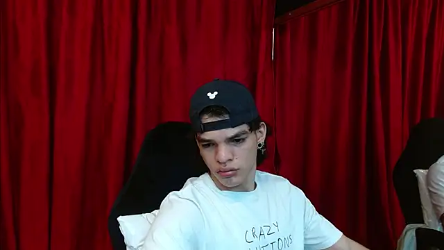 AlbertBernal69 online show from March 5, 2:25 am