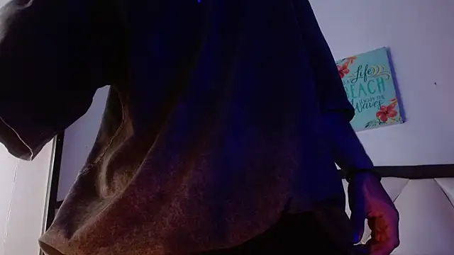 AlbertBernal69 online show from September 16, 4:02 am