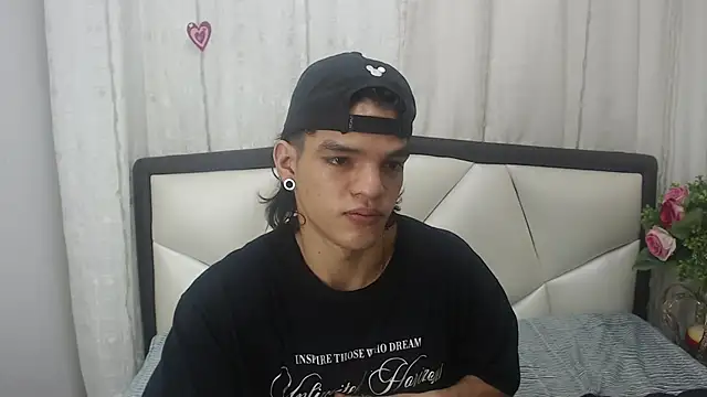 AlbertBernal69 online show from March 19, 3:09 am