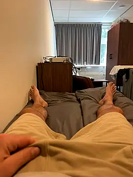 Snapshot of mihaixxx1 chatting on September 24, 2:15 pm mihaixxx1 online show from September 24, 2:15 pm