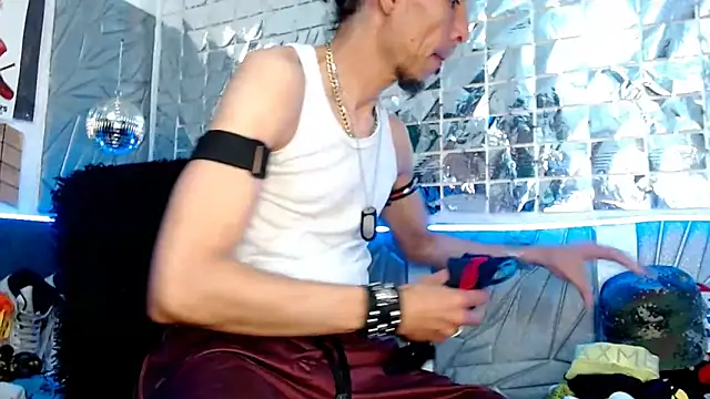 Mensecret69 online show from March 5, 8:55 pm