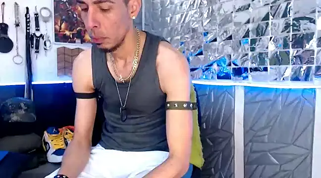 Mensecret69 online show from February 25, 5:58 pm