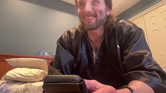 Snapshot of alexmannd chatting on December 24, 2:01 pm alexmannd online show from December 24, 2:01 pm