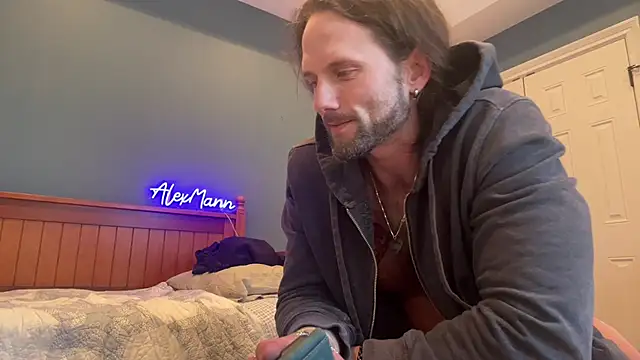 Snapshot of alexmannd chatting on January 10, 3:16 pm alexmannd online show from January 10, 3:16 pm